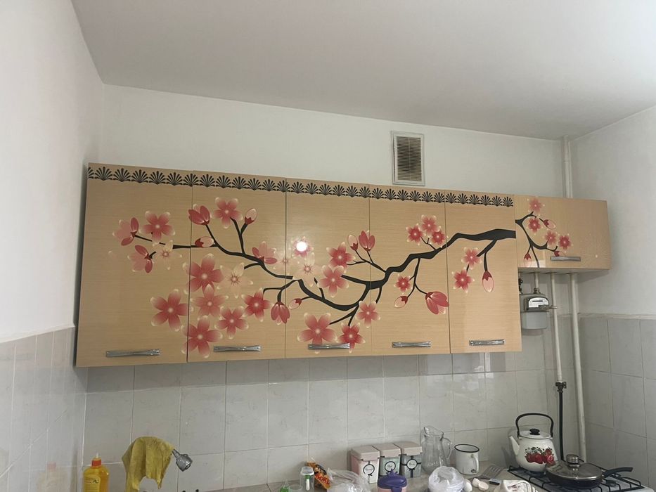 Продаю Кухонный гарнитур