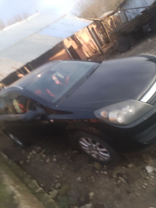 Vând Opel Astra  1.9
