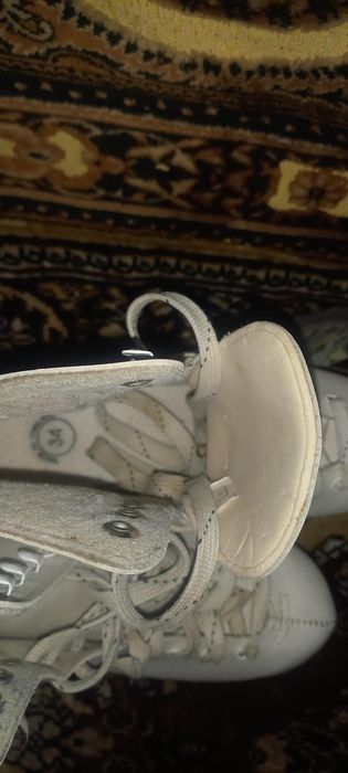 Продам коньки детские