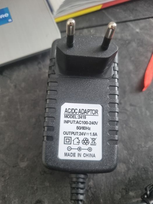 Продам выпрямитель на 24 вольт . Новый