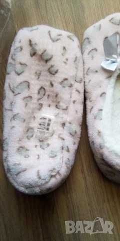 нови пухкави пантофи № 37/38