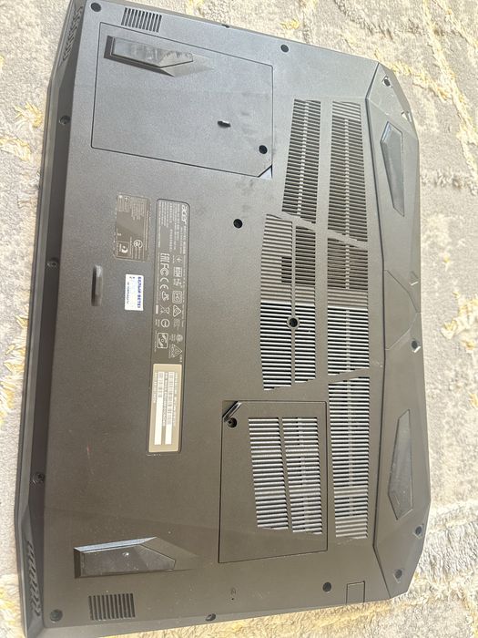 Игрового ноутбука Acer Nitro 7 AN515-52