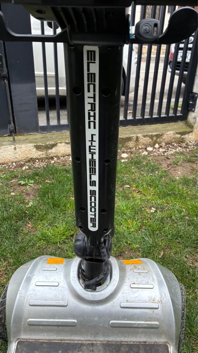 scuter electric persoane dizabilitati