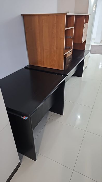 Продам офисные столы