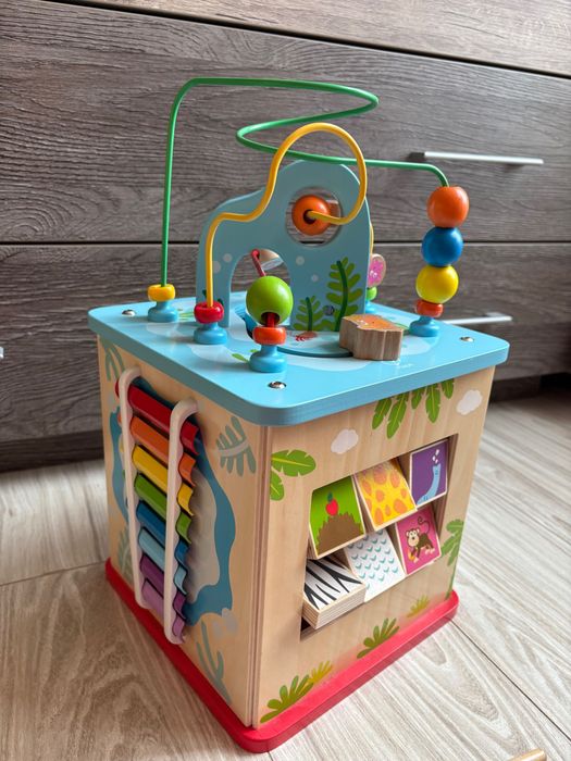 HAPE Мултифункционален дървен куб с активности