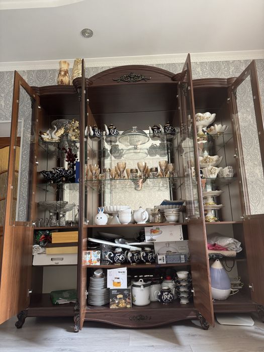 Сервант для посуды