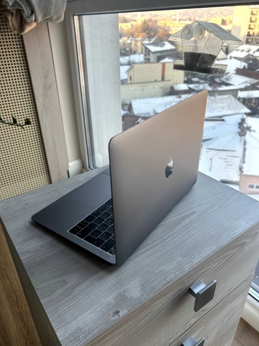 MacBook Air 13" Retina (2019) - 8GB RAM / 128GB SSD - Stare Impecabilă