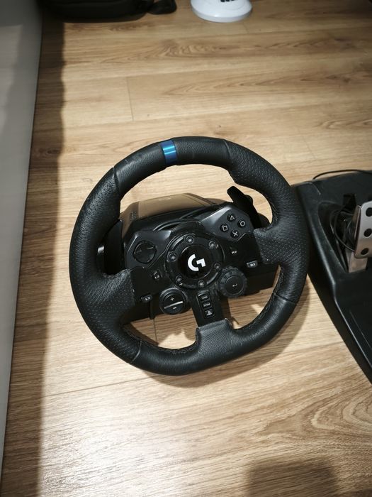 Logitech G923 TrueForce + Shifter