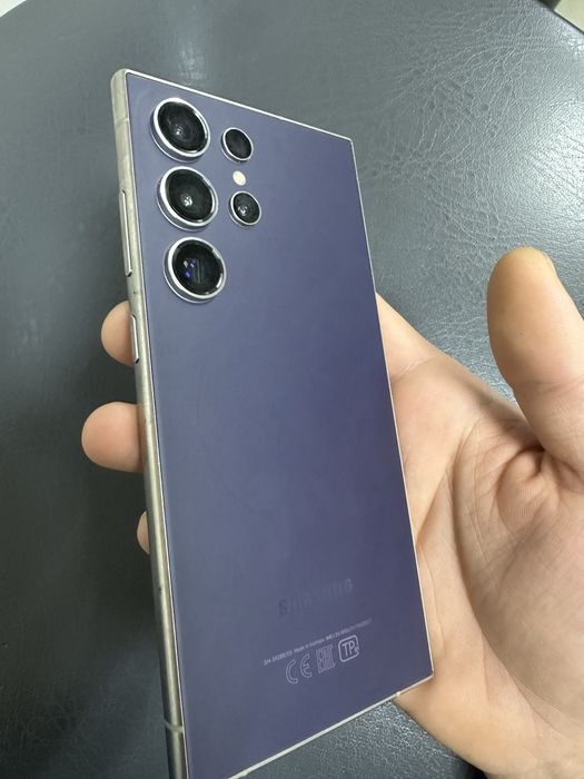 Продаю Samsung S24 Ultra 256Gb