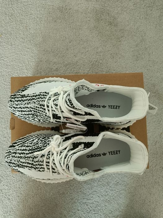 Yeezy 350  Zebra