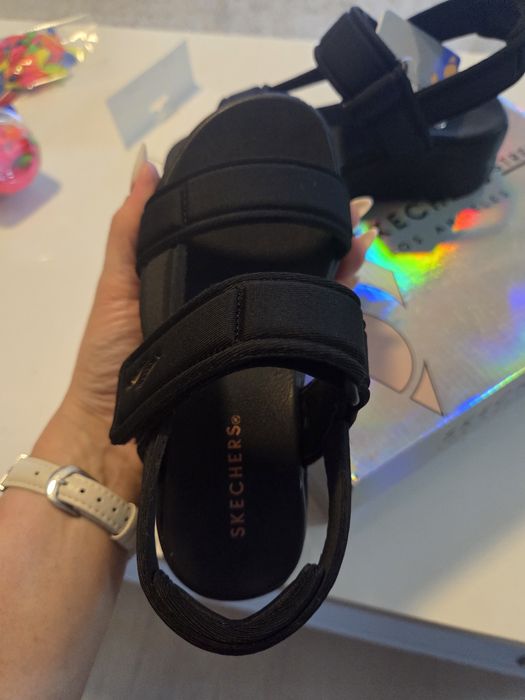 Детски нови сандали Skechers