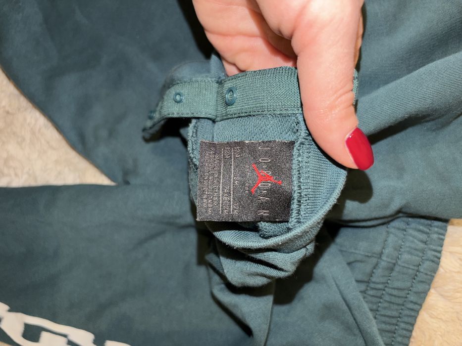 Екип Nike Jordan 12 месеца