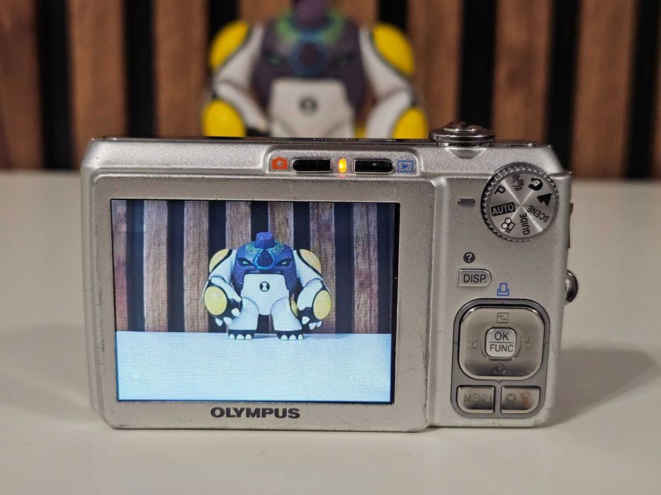 Y2K Aparat foto digital compact Olympus X845 8MP 5x Zoom