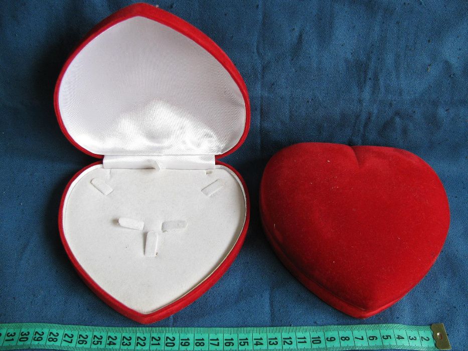 комплект оборудование для продажи бижутерии / шкатулки для бижутерии