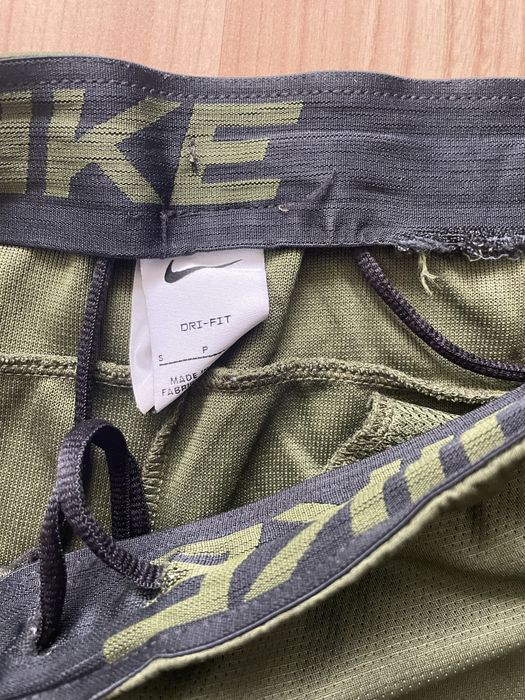 NIKE / мъжки спортен къс панталон S