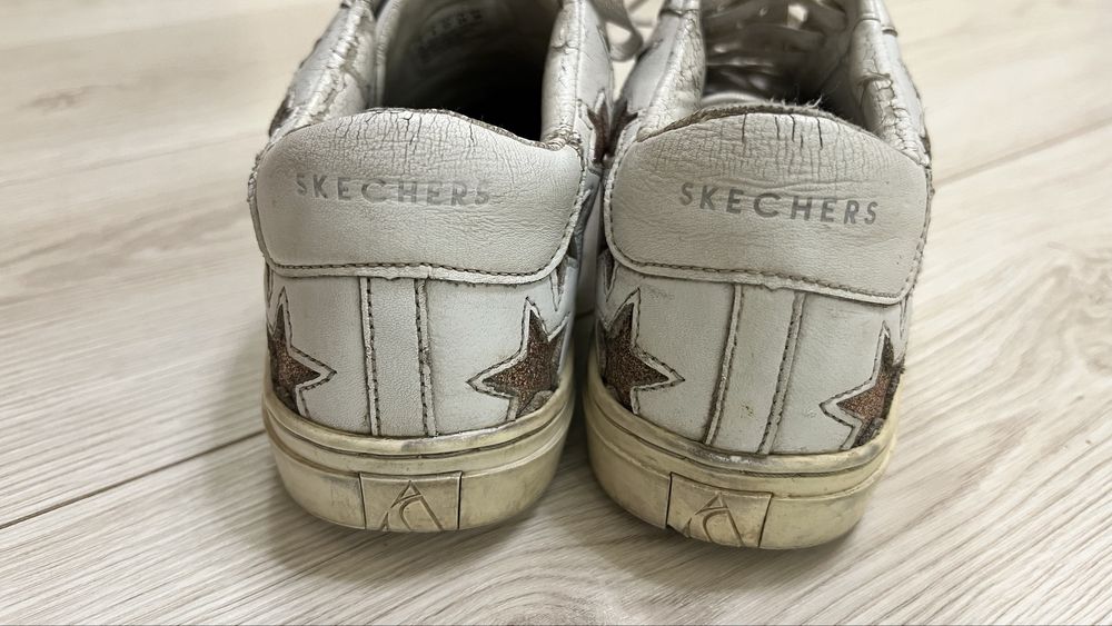 Кроссовки skechers