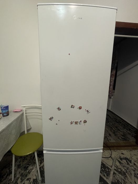 Холодильник Midea