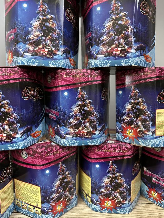 Фейерверк, салюты