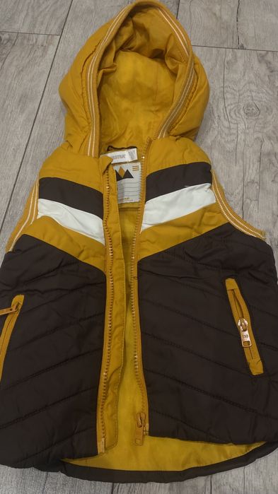 Продам жилет на 3 года Orchestra