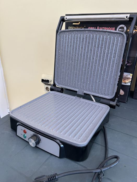 Електрически грил - Eisenbach Professional 2000W