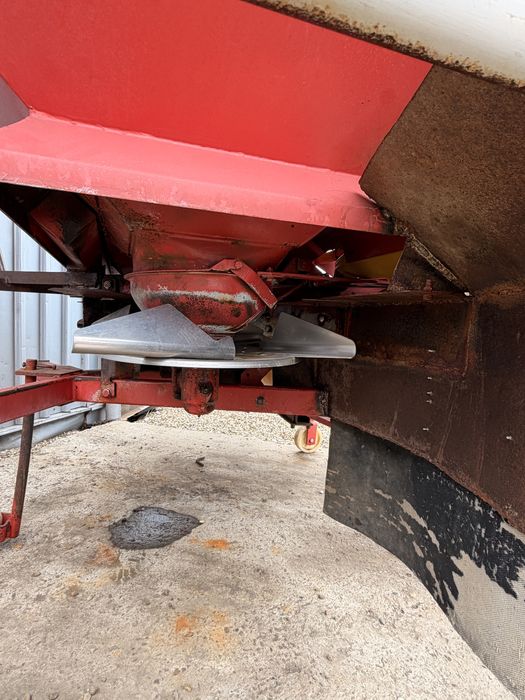 Distribuitor ingssaminte MA Lely Centerliner