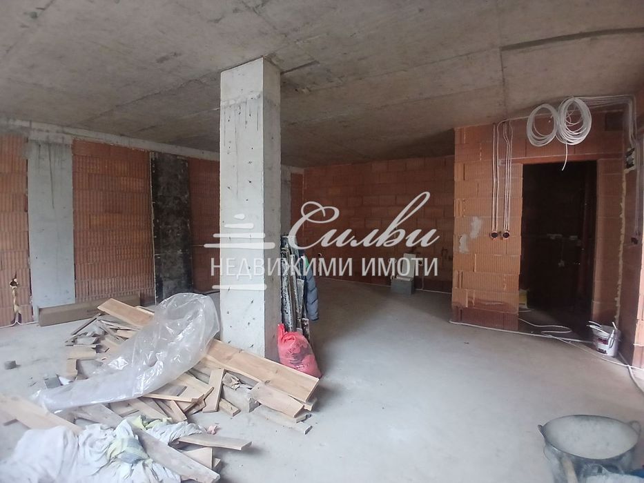 Офис НОВО СТРОИТЕЛСТВО - кв. Център!