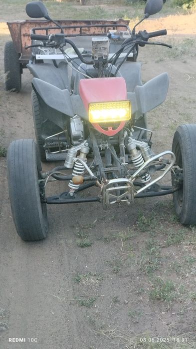 Продам квадроцикл 250 куб