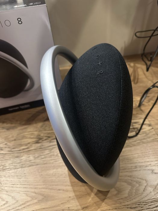 Harman Kardon onyx studio 8 чисто нова