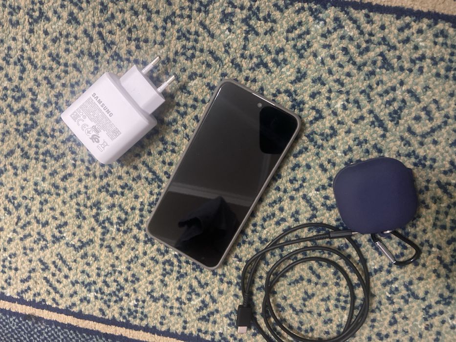 Samsung S24 1 год гарантия