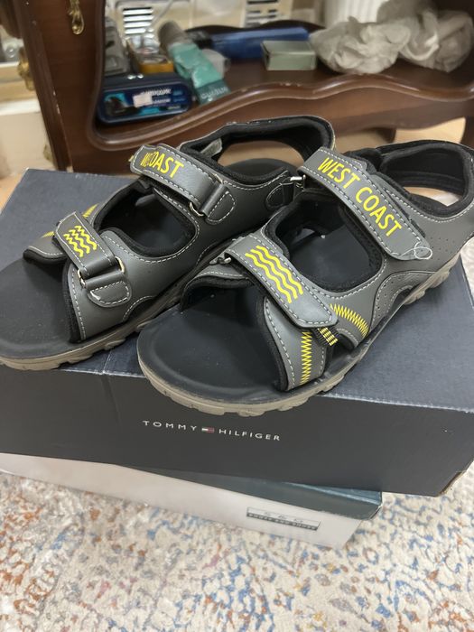 Сандалии детские