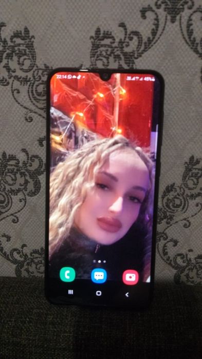 Продам самсунг а50