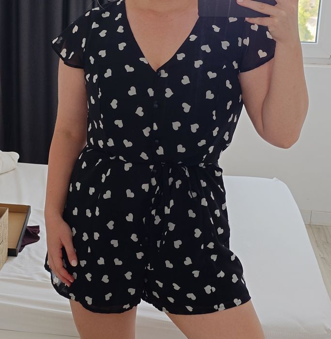 Salopetă scurtă mărimea M-L