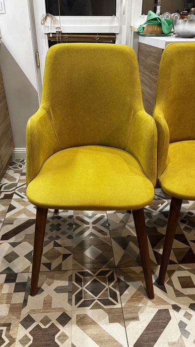 Трапезни столове 4бр жълти