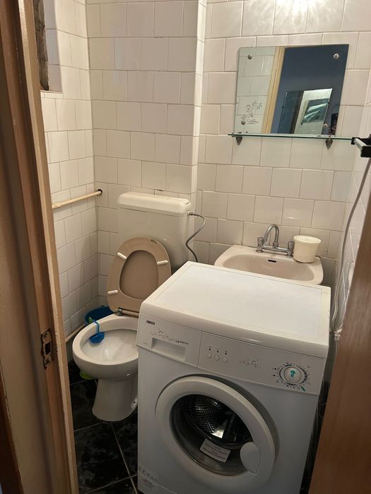 Apartament 3 camere decomandat , Sector 3 , Nicolae Grigorescu,1984