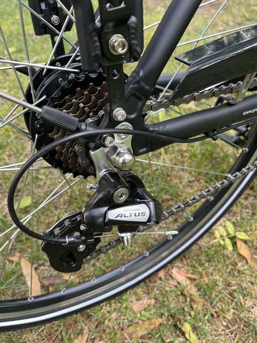 Нов 28 цола електрически алуминиев велосипед с 21 скорости чисто нов