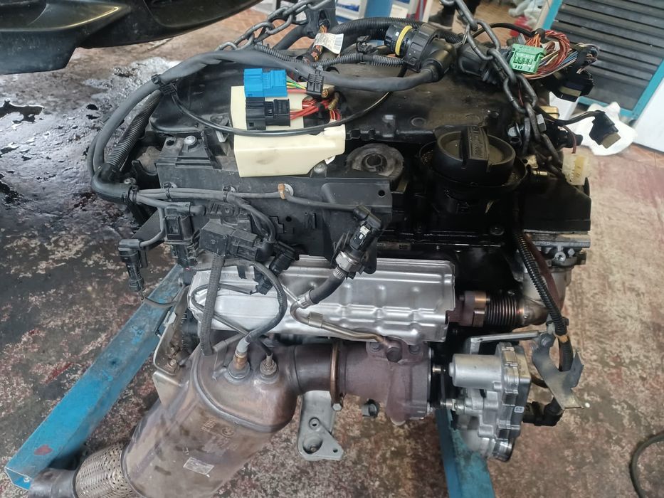 Motor bmw n47d20c 2.0 184cp injectoare alternator compresor clima elec