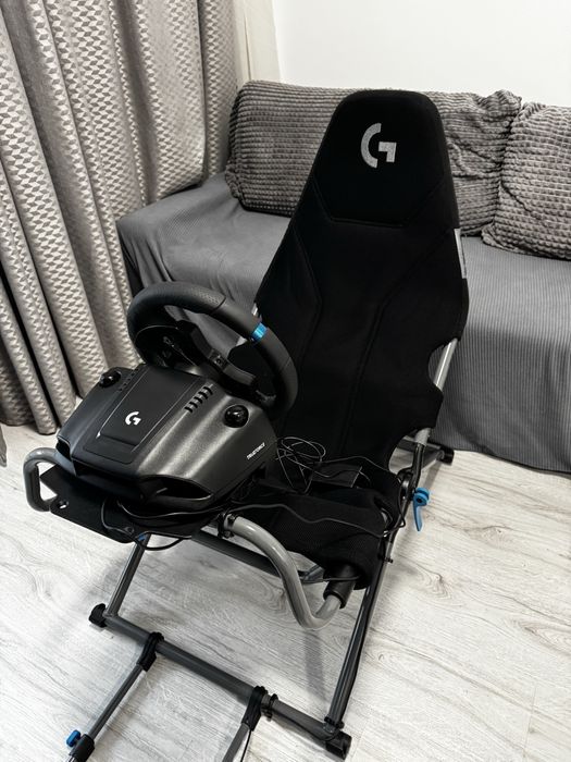 Volan logitech g923 + scaun cockpit playseat challenge x