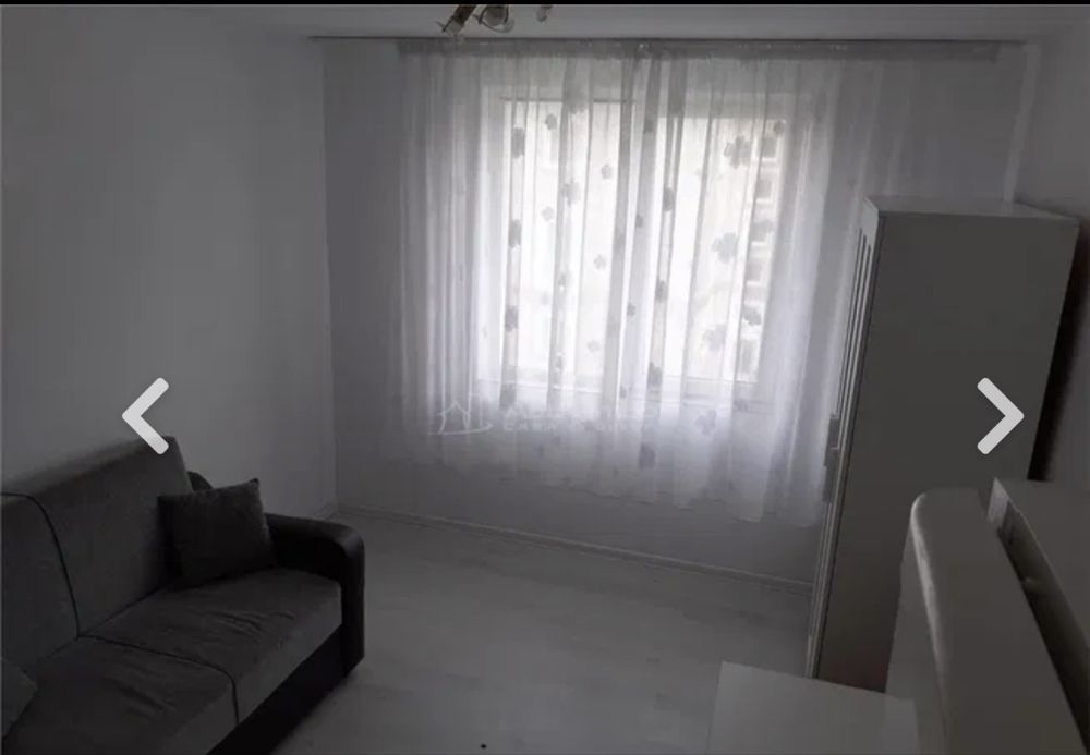 Garsoniera Resita langa Politie