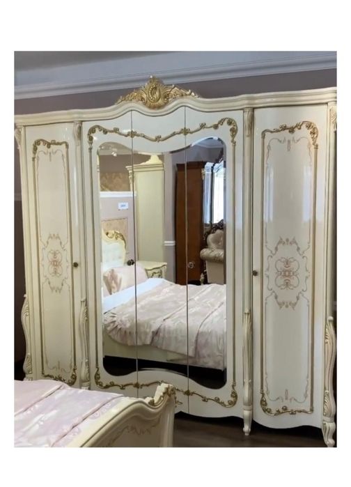 Шикарный спальный гарнитур Энрике