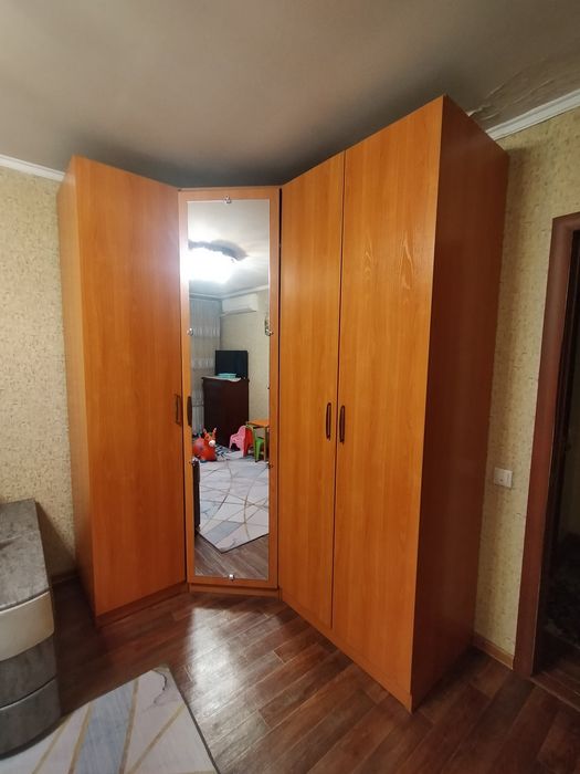 Продам Шкаф Угловой