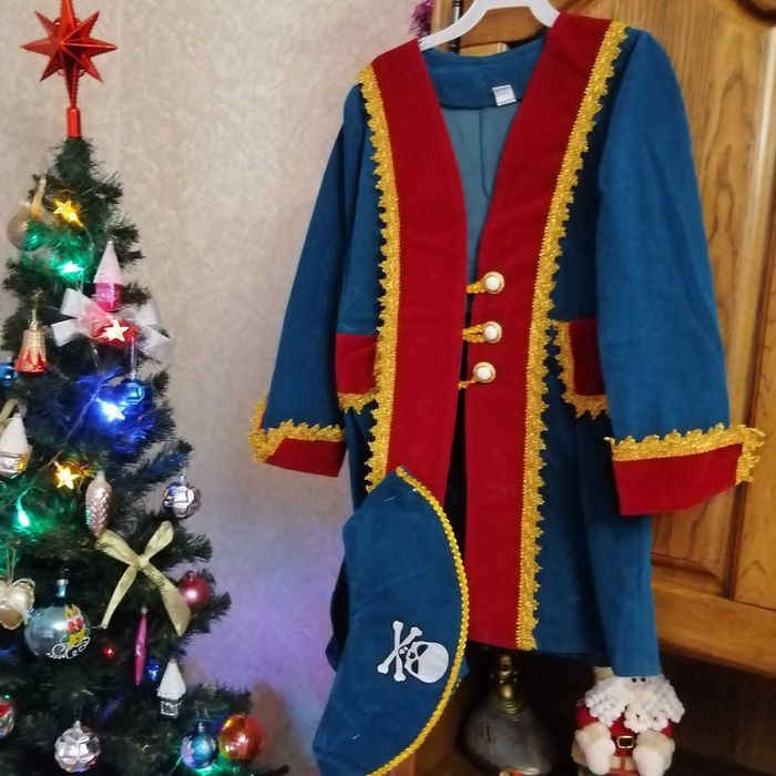 Прокат новогодних костюмов