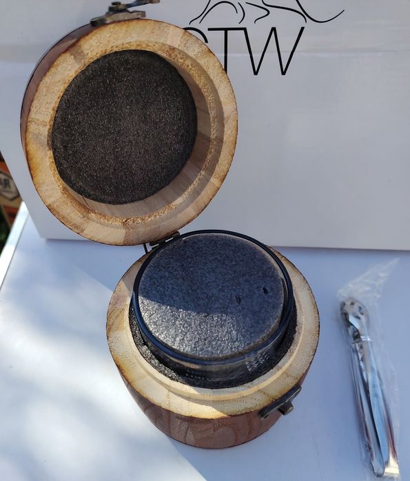 Pahar wisk3y cadou pt persoane născute în  1965