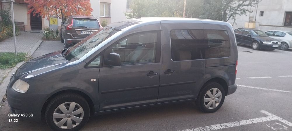 VOLKSWAGEN Caddy 2010 — imagine 4