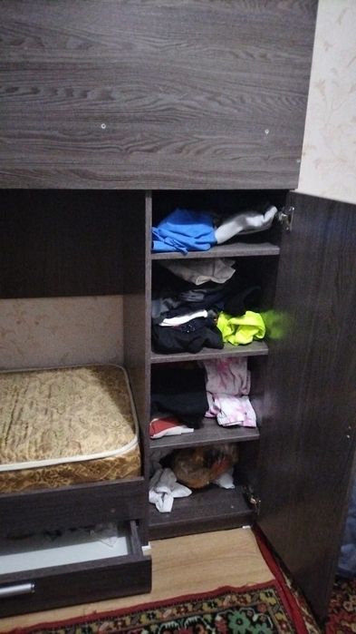 Шифонер и 2х ярусная кровать