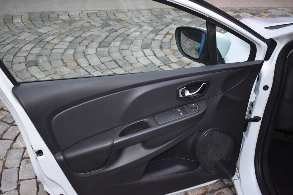 Renault Clio 1.2 16V 75 Life