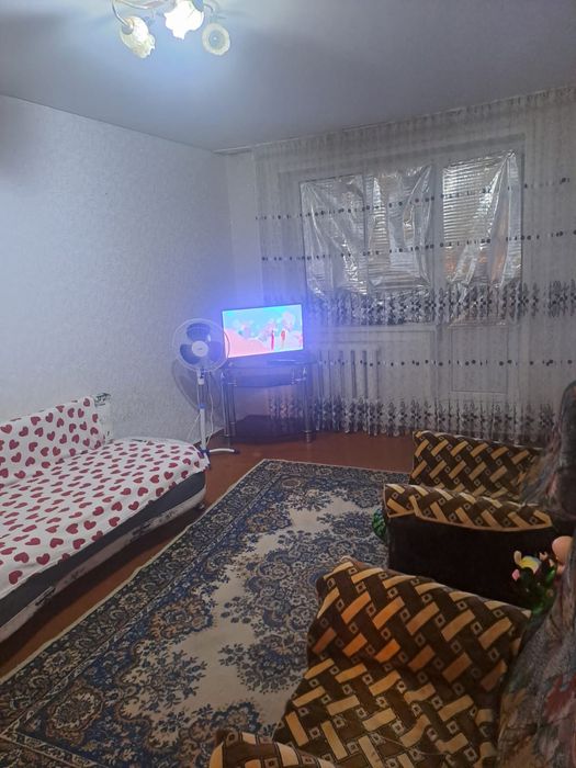 Продам квартиру в п.Аксу