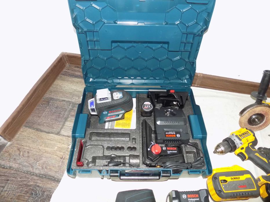 Scule  DeWalt , Ryobi , suflanta Leister , masina de insurubat Bosch 1/2