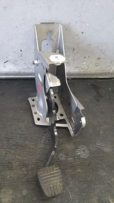 pedala frana opel antara l07 2.0 d dupa 2006