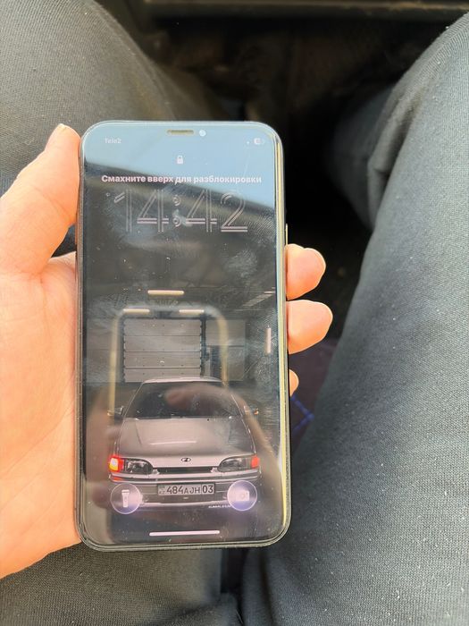 Продам Айфон 11 про