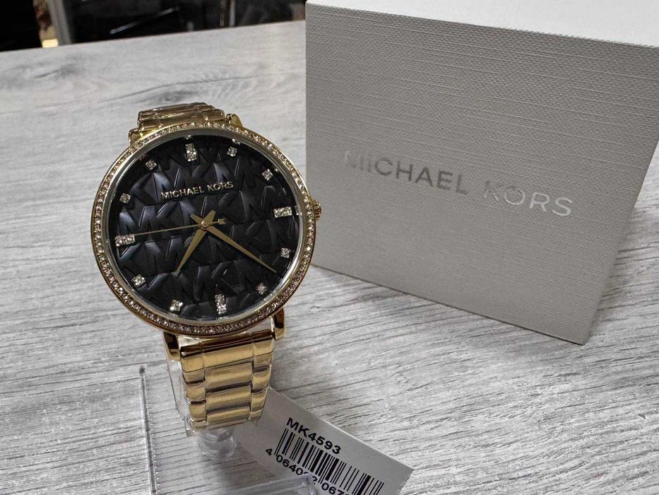Дамски часовник Michael Kors Pyper Black Pearl MK4593